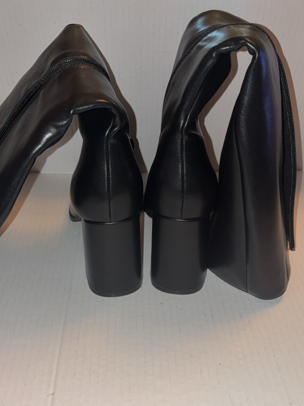 Dream Pairs Black Square-Toe Mid-Calf Heeled Boots - Picture 2 of 7
